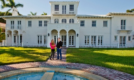 The Hochsteins bought a mansion on Star Island that is literally falling apart and they want to knock it down.