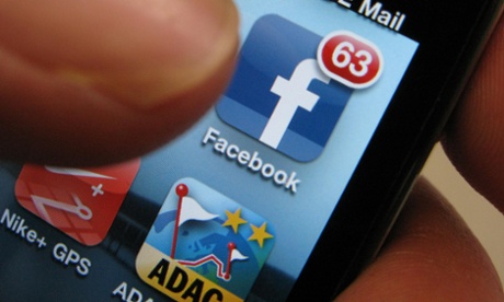 Facebook's video ads will now automatically play on mobile.