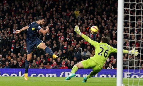 Graziano Pelle blazes over.