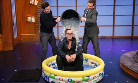 Mickey Rourke does the ice bucket challenge on NBC's Late Night with Seth Meyers