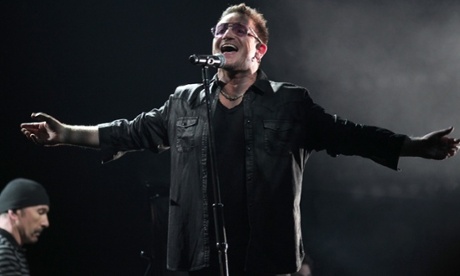 Bono of U2 perform on stage during the Bambi Awards 2014 show on November 13, 2014 in Berlin