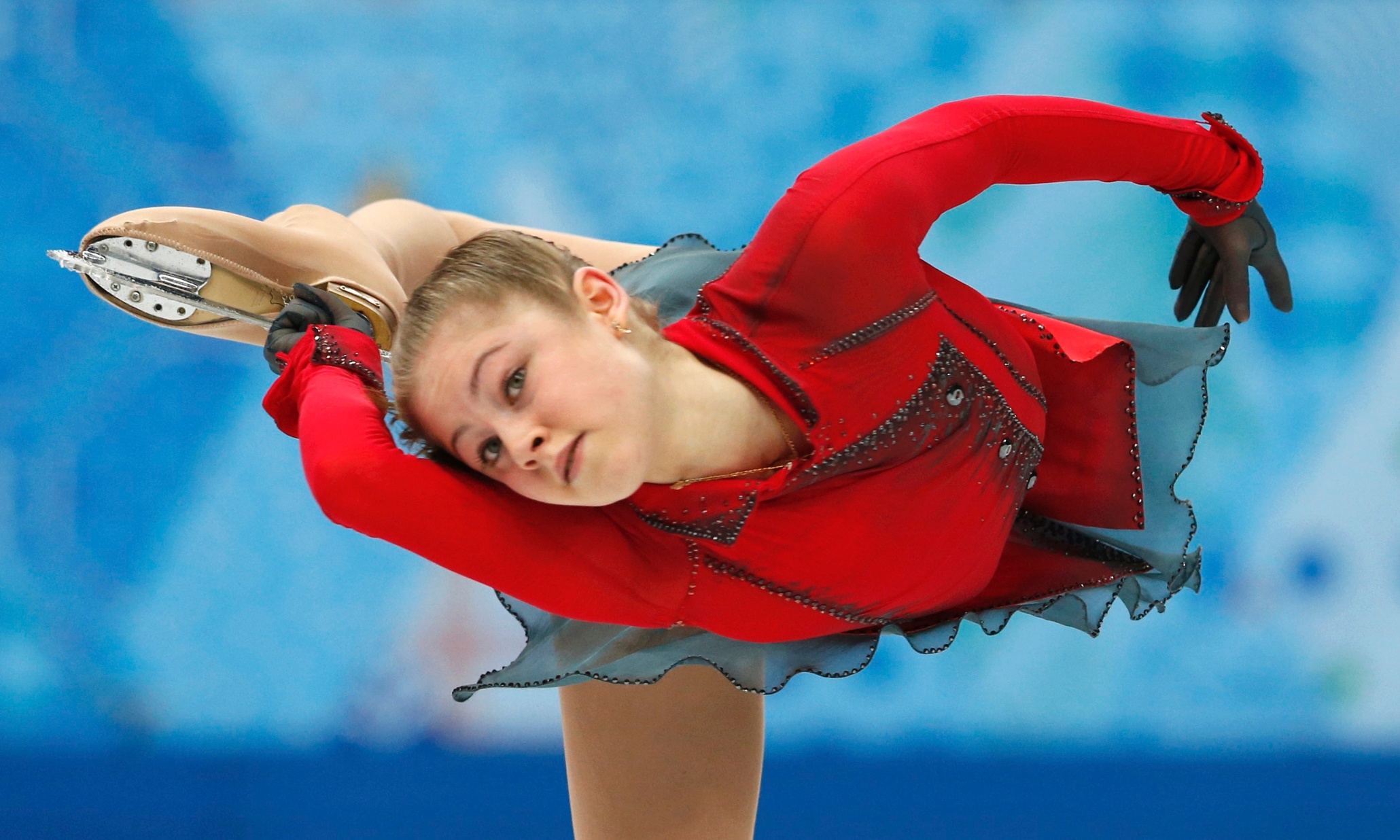 Sochi 2014: Yulia Lipnitskaya wows crowds at the Winter 