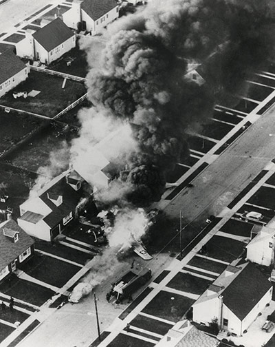 Pulitzer: Bomber Crashes in Street