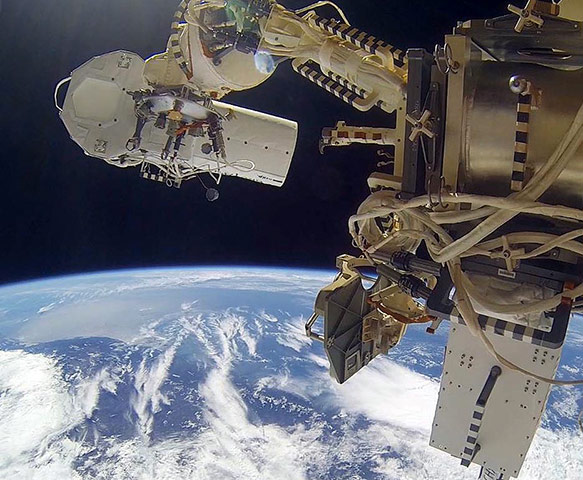 A month in Space: ISS camera