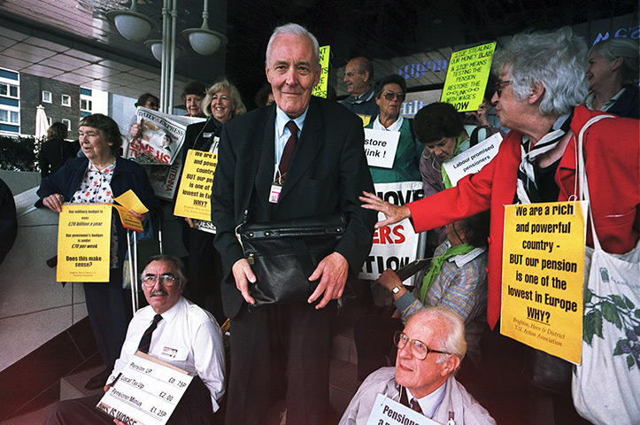 Tony Benn in pictures: With pensioners protesting at the Labour conference in 2000