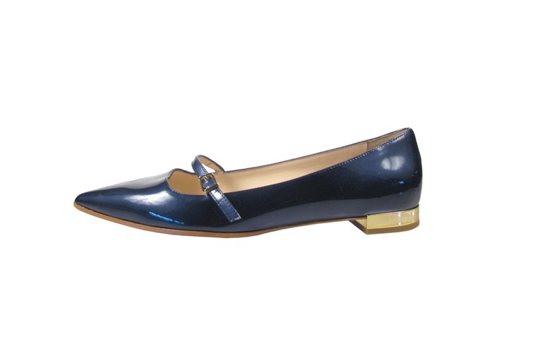 Pointed Flats: Navy patent flat shoe