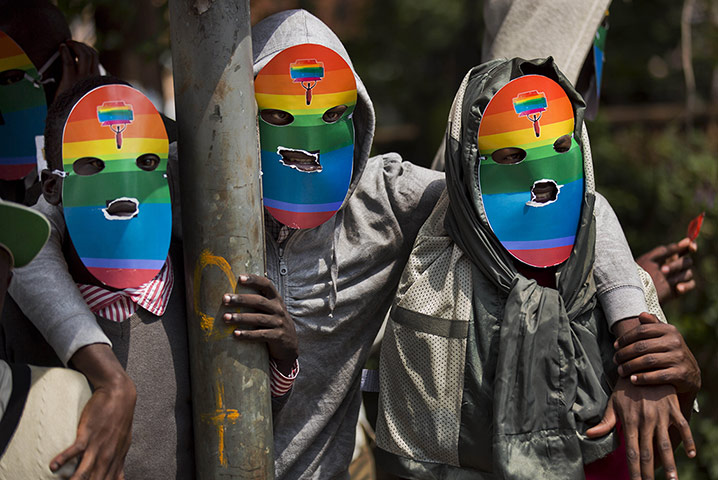 20 Photos: Kenyan gays and lesbians wear masks in Nairobi