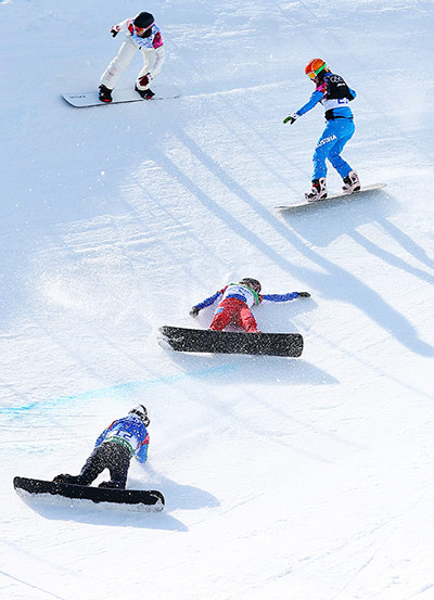 snowboard cross: Snowboard - Winter Olympics Day 9