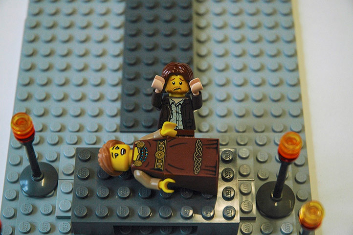 Lego scenes: Romeo reaches Juliet's tomb