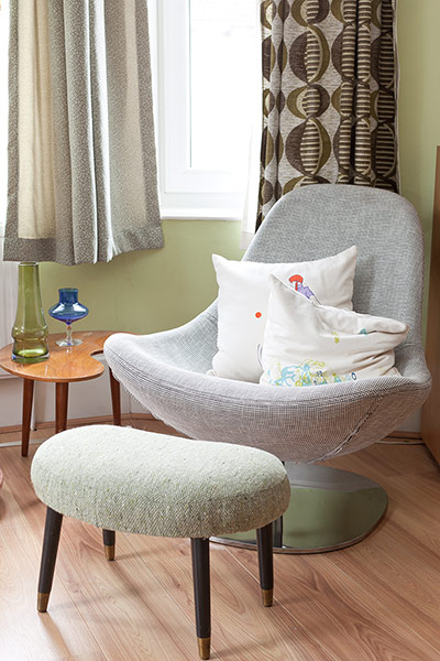 Homes - Glasgow: chair in lounge with green walls