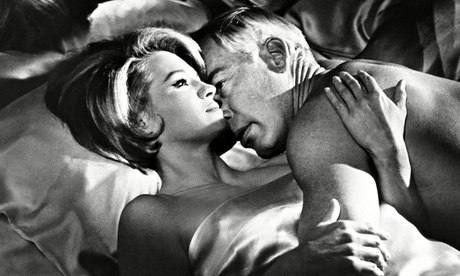 Angie Dickinson, Lee Marvin in The Killers