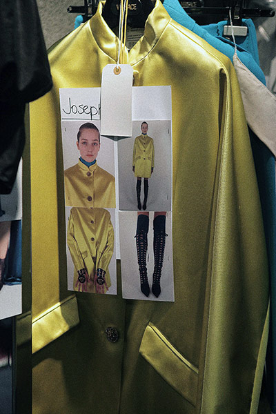 Versace: An creation awaits its model