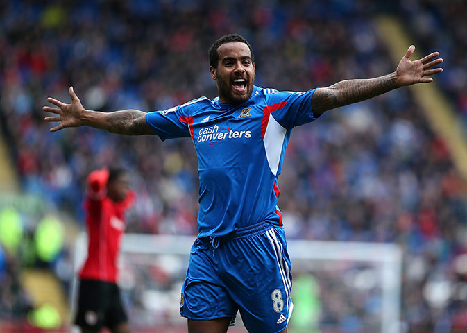 saturday's matches 2: Tom Huddlestone celebrates