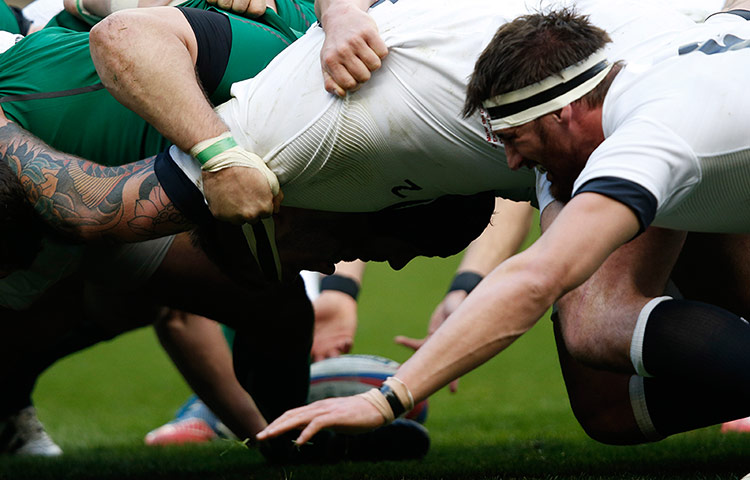 England v Ireland: England and Ireland scrum