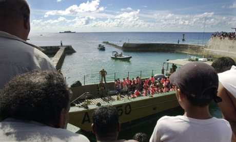 Asylum seekers arrive on Nauru in 2001.