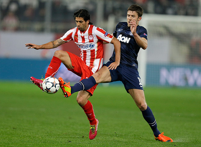 united champions league: Alejandro Dominguez and Michael Carrick