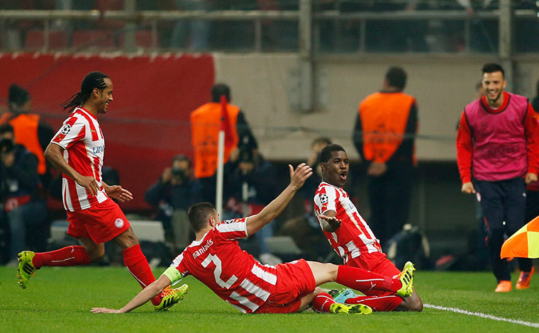 united champions league: Joel Campbell celebrates