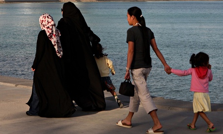 Qatari women with maid