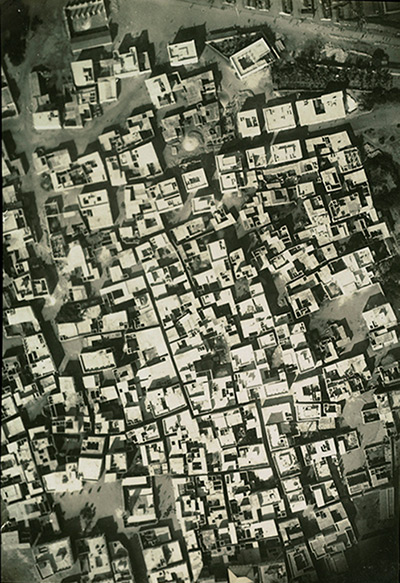 Mogadishu - Lost Moderns: Aerial view of Hamar-Weine (old city), 1923 