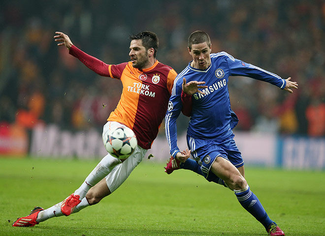 galatasary v chelsea: Hakan Balta and Fernando Torres