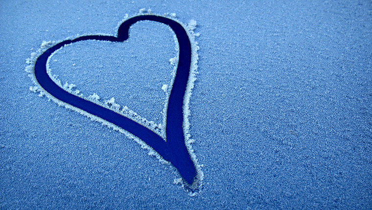 Your Pictures - Heart: Heart shape drawn in snow on the bonnet of a car