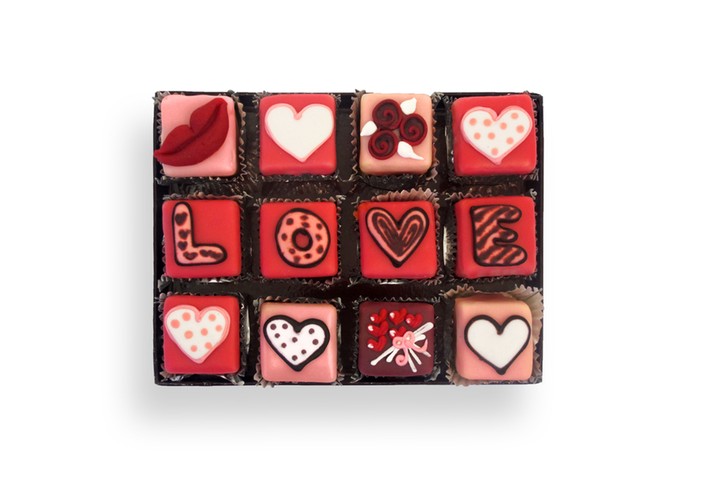 Valentine's day gifts: Magic cakes from Konditor and Cook
