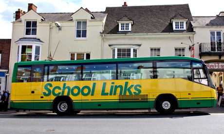 A school bus in Stratford-upon-Avon