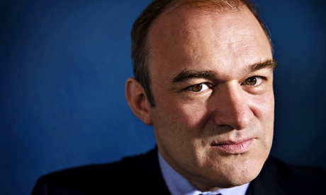 Ed Davey pushes energy suppliers to put QR codes on bills