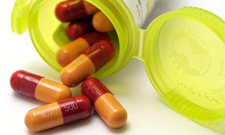 Antibiotic capsules 