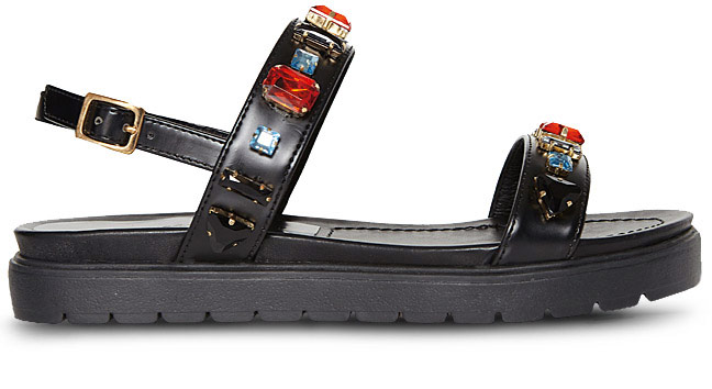Flat sandals: : Flat sandals: 