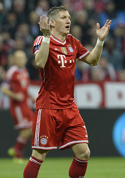 sport: Bayern Munich's midfielder Bastian Schweinsteiger