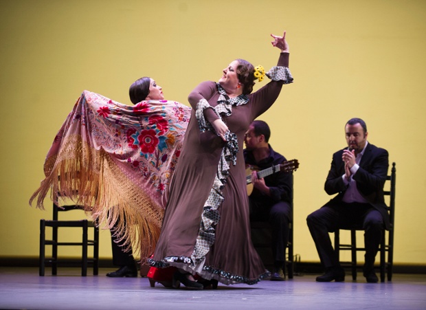 Olga Pericet and Laura Rozalen in The Five Seasons.