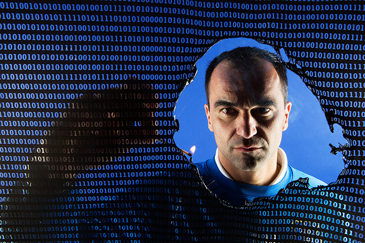 original observer: Roberto Martinez