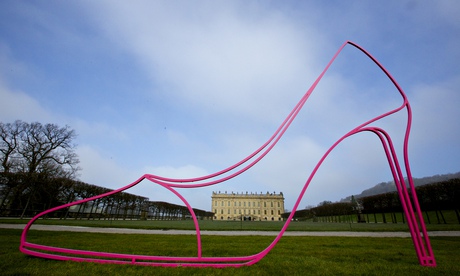 Michael Craig-Martin's giant high-heel at Chatsworth House, Derbyshire