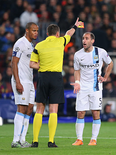 Barca v City: Zabaleta is sent off
