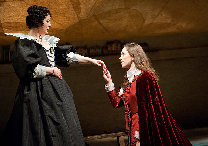 Tweflth Night: Amanda Drew (Olivia) and Rebecca Hall (Viola) at the Cottesloe, National Th