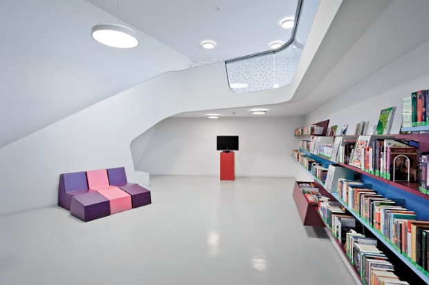 new bibliothek in luckenwaldefrom.