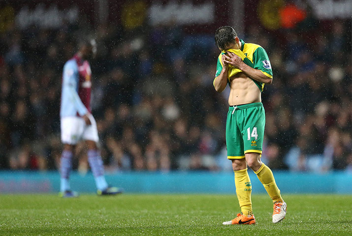 Sunday premier matches: Sunday premier matches