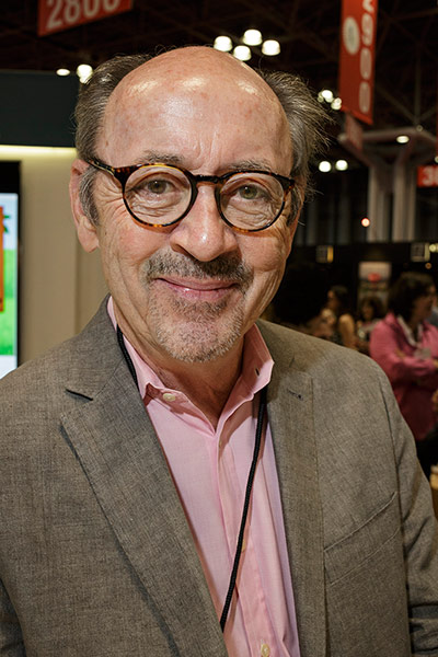 10 best: Billy Collins signing books at Bookexpo America