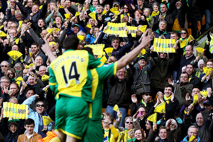 saturday round up: Norwich fans celebrate