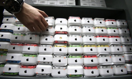 Apple sold 151.5m iPhones in 2013.