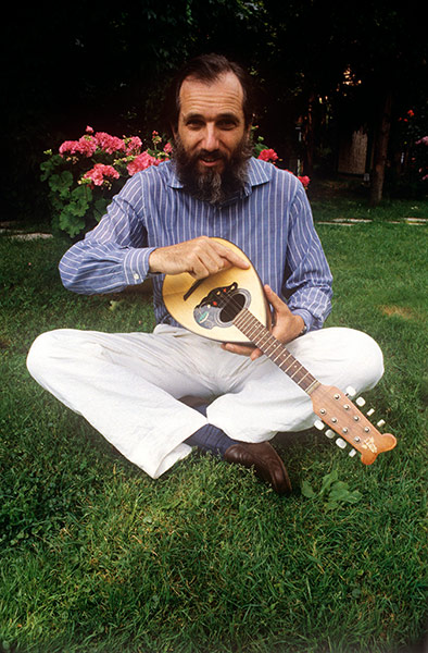 10 best: Renzo Piano in a meadow with a mandolin