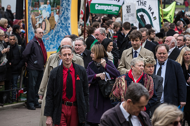 Tony Benn's funeral: Hundreds of well-wishers, friends and family members gather