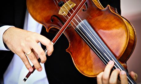 Viola being played