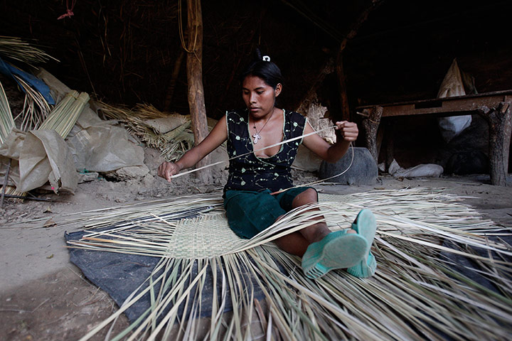 Coffee: Secundela Garcia Suchi, making hand crafts