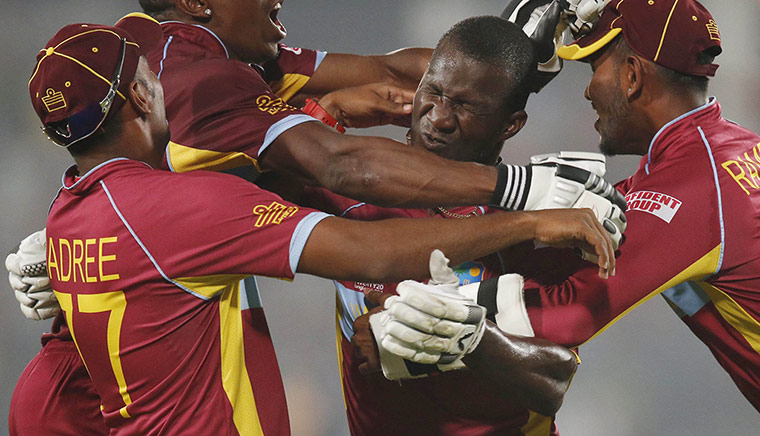 20 Photos: West Indies' players pounce on captain Darren Sammy in Dhaka, Bangladesh