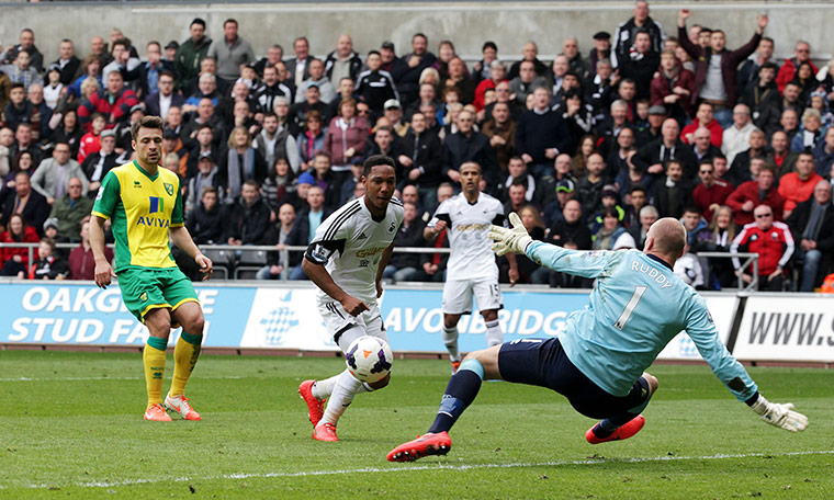 saturday roundup: Jonathan de Guzman scores