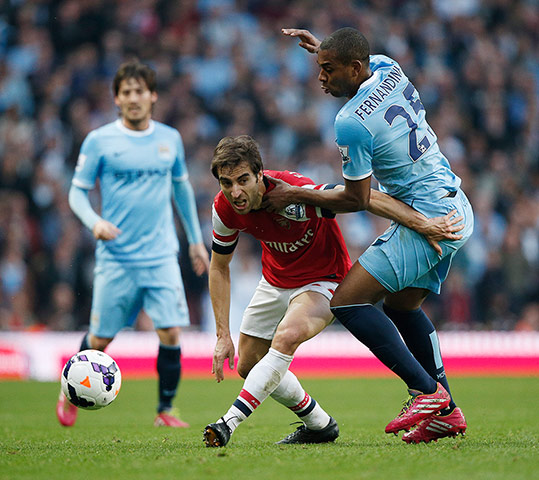 arsenal v manchester city: Flamini tries to escape the clutches of Fernandinho
