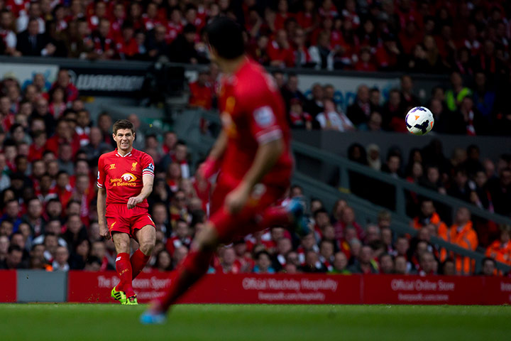 Liverpool spurs gallery: Liverpool spurs gallery