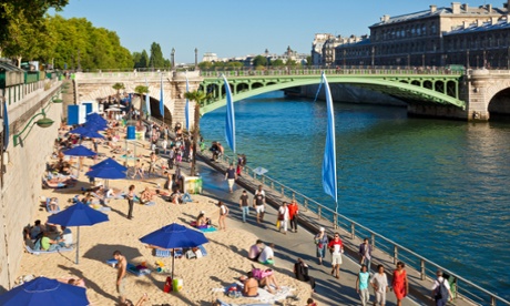 'Paris Plage' by the River Seine